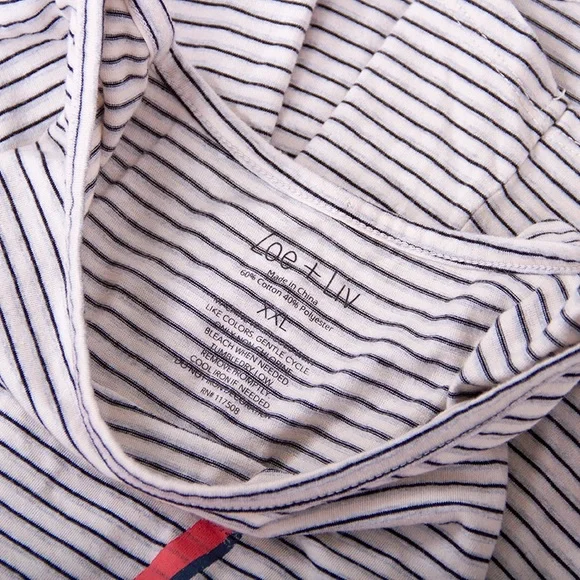 Vacay Mode Zoe + Liv Tank - Picture 5 of 5